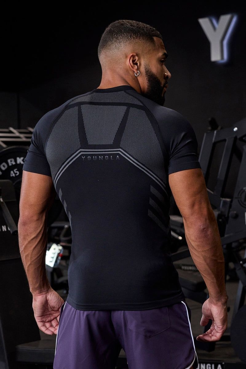 Men's YoungLA Gym 425 Iron Compression Shirt T Shirts Black | LX7036-829 USA