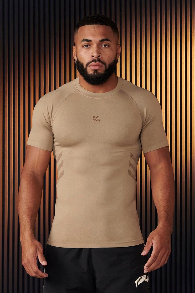 Men\'s YoungLA Gym 425 Iron Compression Shirt T Shirts Bleached Sand | TL5603-849 USA